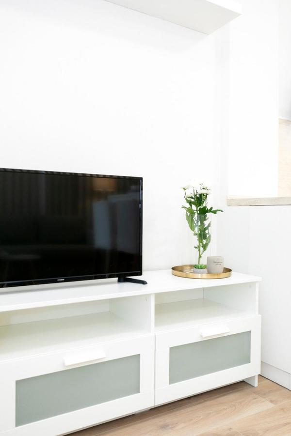 Alure Residences 2 & 24H Self Check-In, Parking In The Garage In The Apartment Building Included, New Building, Terrace, Green Location With A Forest Park With A Lake, Children'S Playground Μπάνσκα Μπίστριτσα Εξωτερικό φωτογραφία