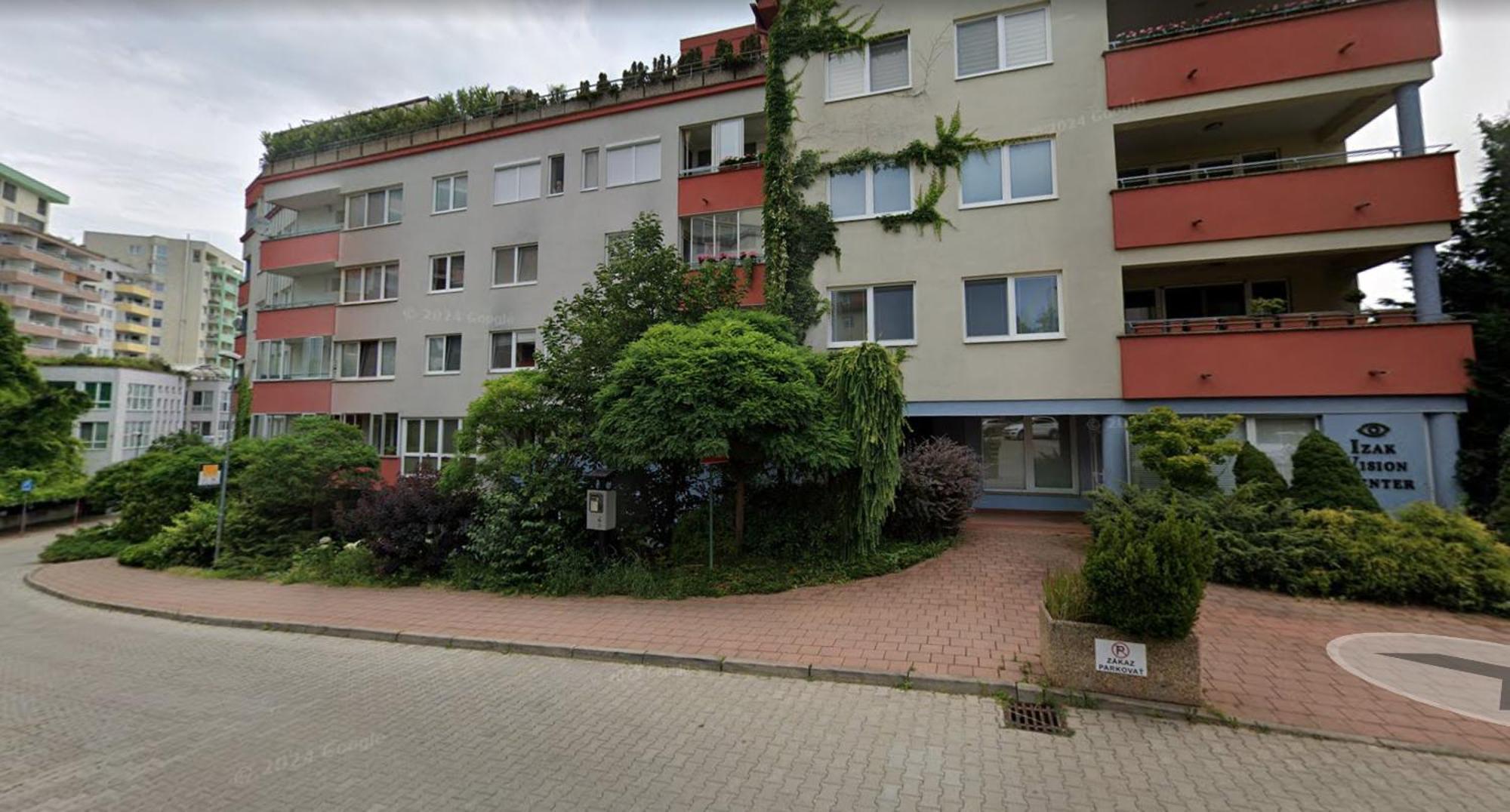 Alure Residences 2 & 24H Self Check-In, Parking In The Garage In The Apartment Building Included, New Building, Terrace, Green Location With A Forest Park With A Lake, Children'S Playground Μπάνσκα Μπίστριτσα Εξωτερικό φωτογραφία